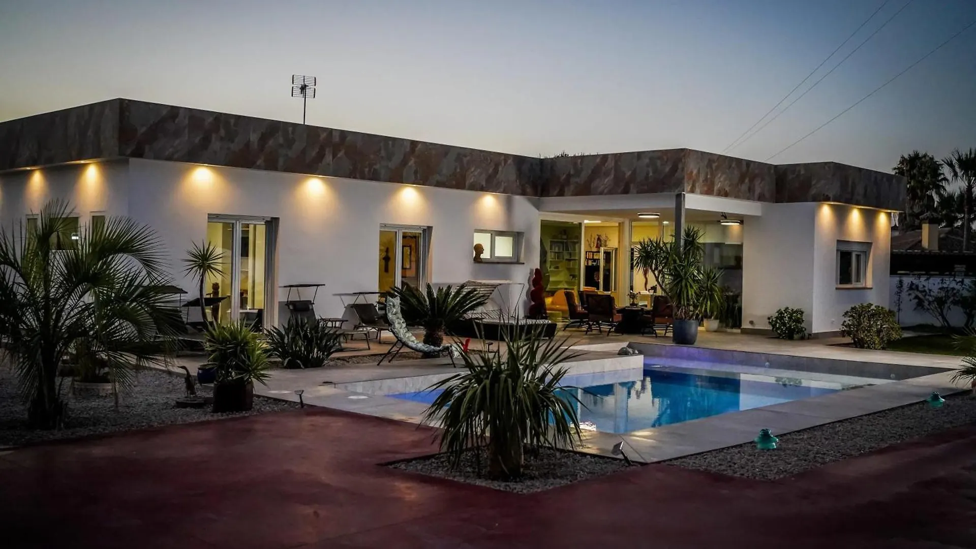 Spacious Villa With Pool In Chiclana De La Frontera contacts