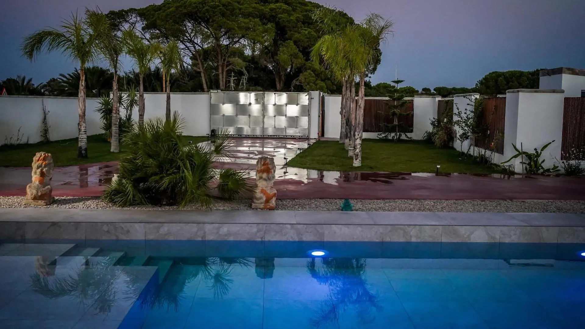 Spacious Villa With Pool In Chiclana De La Frontera